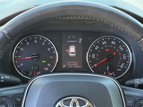 Used 2019 Toyota RAV4 XLE image 16