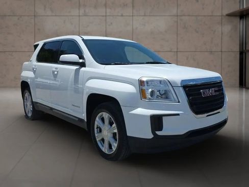 Used 2017 GMC Terrain SLE FWD image 3