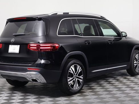New 2026 Mercedes-Benz GLB 250 image 2