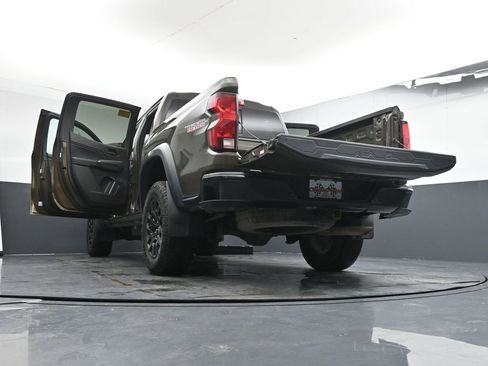 Used 2023 Chevrolet Colorado Trail Boss image 30