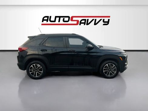Used 2025 Chevrolet TrailBlazer LT w/ Driver Confidence Package FWD image 8