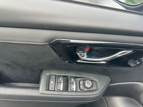 Used 2025 Subaru Forester Touring AWD/4WD image 16