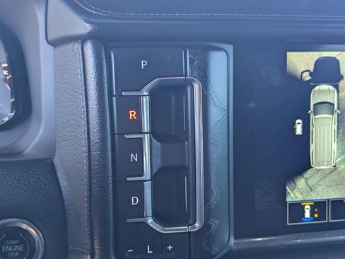 Used 2023 GMC Yukon XL Denali image 25