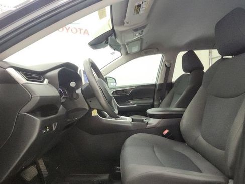 Used 2023 Toyota RAV4 LE FWD image 14