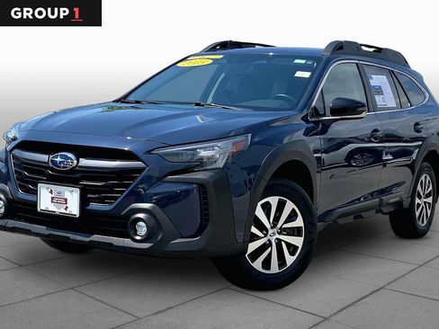 Certified 2025 Subaru Outback Premium AWD/4WD image 1
