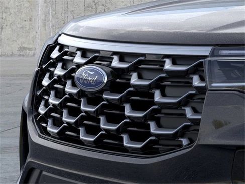 New 2026 Ford Explorer Platinum image 17