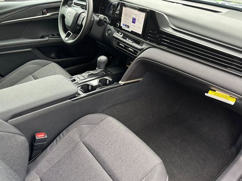 New 2026 Toyota Camry LE image 17