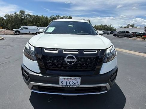 Used 2024 Nissan Pathfinder Rock Creek AWD/4WD image 8