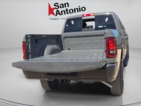 New 2026 RAM 2500 Tradesman AWD/4WD image 25