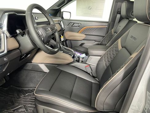 New 2026 GMC Canyon Denali image 2