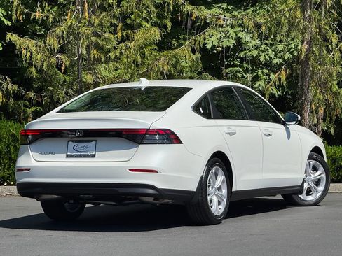 New 2026 Honda Accord LX image 30