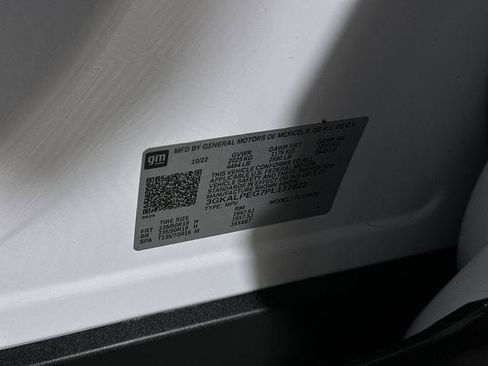 Used 2023 GMC Terrain SLT w/ Infotainment Package II FWD image 35