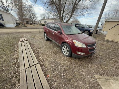 Used 2011 Chevrolet Traverse LT w/ Red Premiere Package image 3