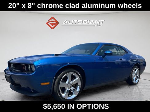 Used 2009 Dodge Challenger R/T RWD image 13