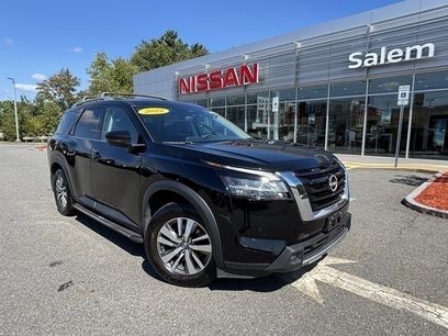Used 2022 Nissan Pathfinder SL