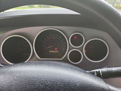 Used 2013 Toyota Tundra 2WD CrewMax w/ Tow Pkg image 23