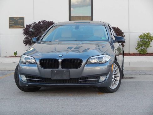 Used 2011 BMW 535i xDrive Sedan AWD/4WD image 4