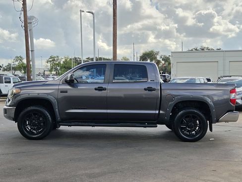Used 2018 Toyota Tundra SR5 w/ SR5 Upgrade Package RWD image 6