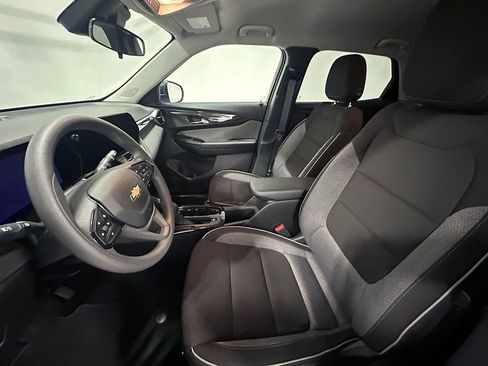 Used 2024 Chevrolet TrailBlazer LS w/ LS Convenience Package AWD/4WD image 20