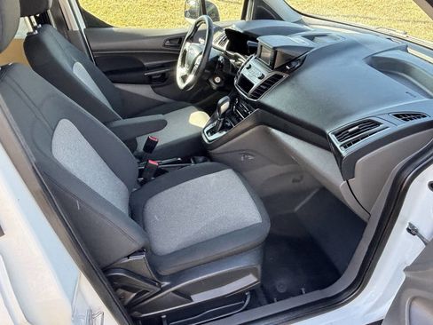 Used 2019 Ford Transit Connect XL image 12