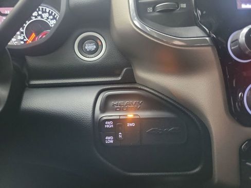 Used 2019 RAM 2500 Laramie image 32