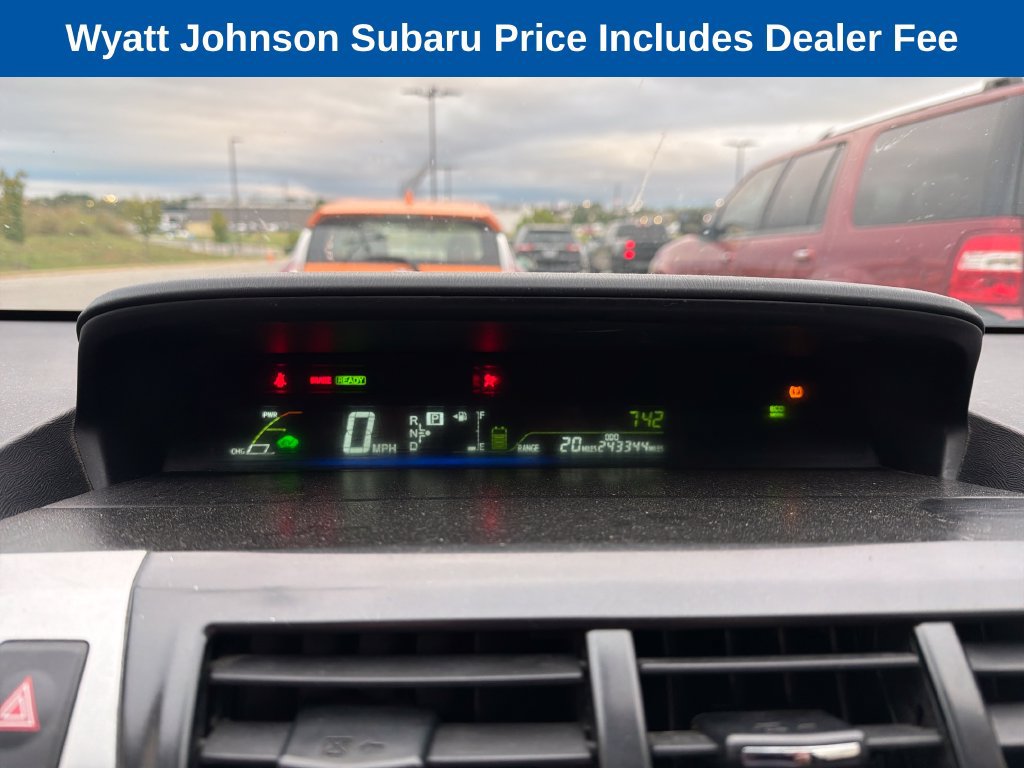 Used 2014 Toyota Prius V Two FWD image 23