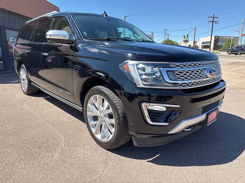 Used 2018 Ford Expedition Max Platinum AWD/4WD image 8