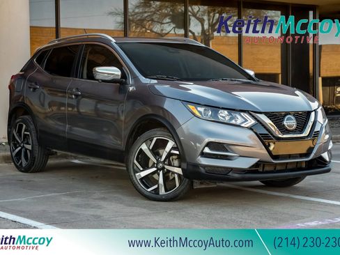 Used 2022 Nissan Rogue Sport SL image 1