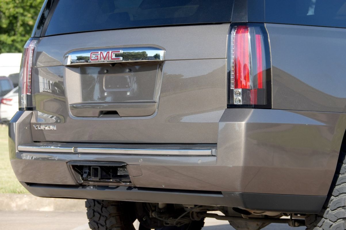 Used 2015 GMC Yukon Denali w/ Open Road Package AWD/4WD image 35