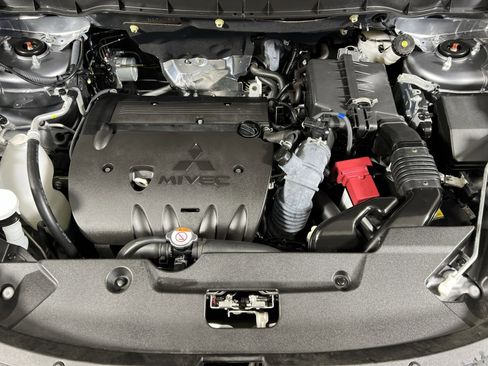 Used 2023 Mitsubishi Outlander Sport SE image 24