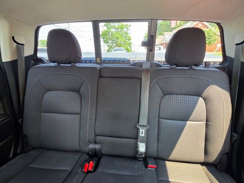 Used 2016 GMC Canyon SLE w/ SLE Convenience Package RWD image 22