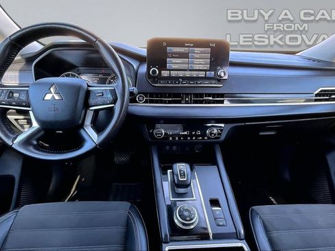 Used 2024 Mitsubishi Outlander SE AWD/4WD image 16