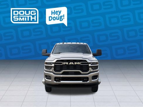 New 2026 RAM 3500 Tradesman AWD/4WD image 7