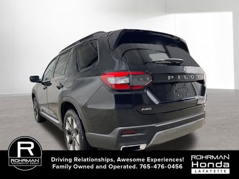 New 2026 Honda Pilot Touring image 3