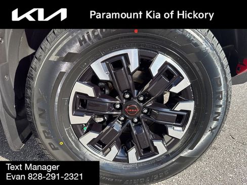 Used 2022 Nissan Frontier PRO-4X image 9