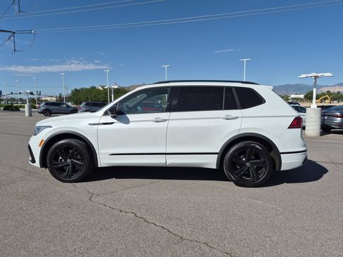 Used 2024 Volkswagen Tiguan SE R-Line AWD/4WD image 6