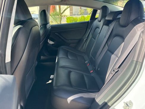 Used 2020 Tesla Model 3 Standard Range Plus image 10