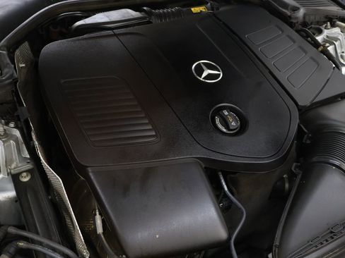 Used 2023 Mercedes-Benz C 300 4MATIC Sedan image 23