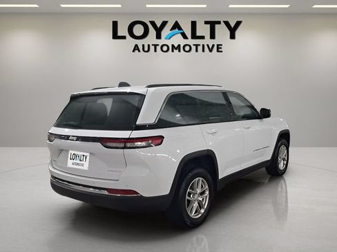 Used 2025 Jeep Grand Cherokee Laredo X w/ Trailer Tow Package AWD/4WD image 5