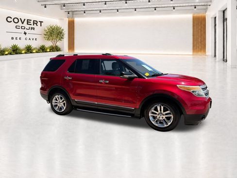 Used 2012 Ford Explorer XLT FWD image 15
