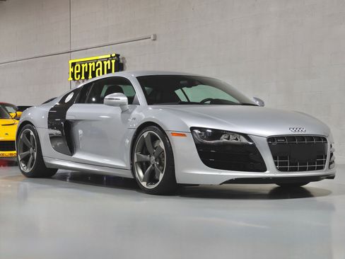 Used 2011 Audi R8 V10 AWD/4WD image 12
