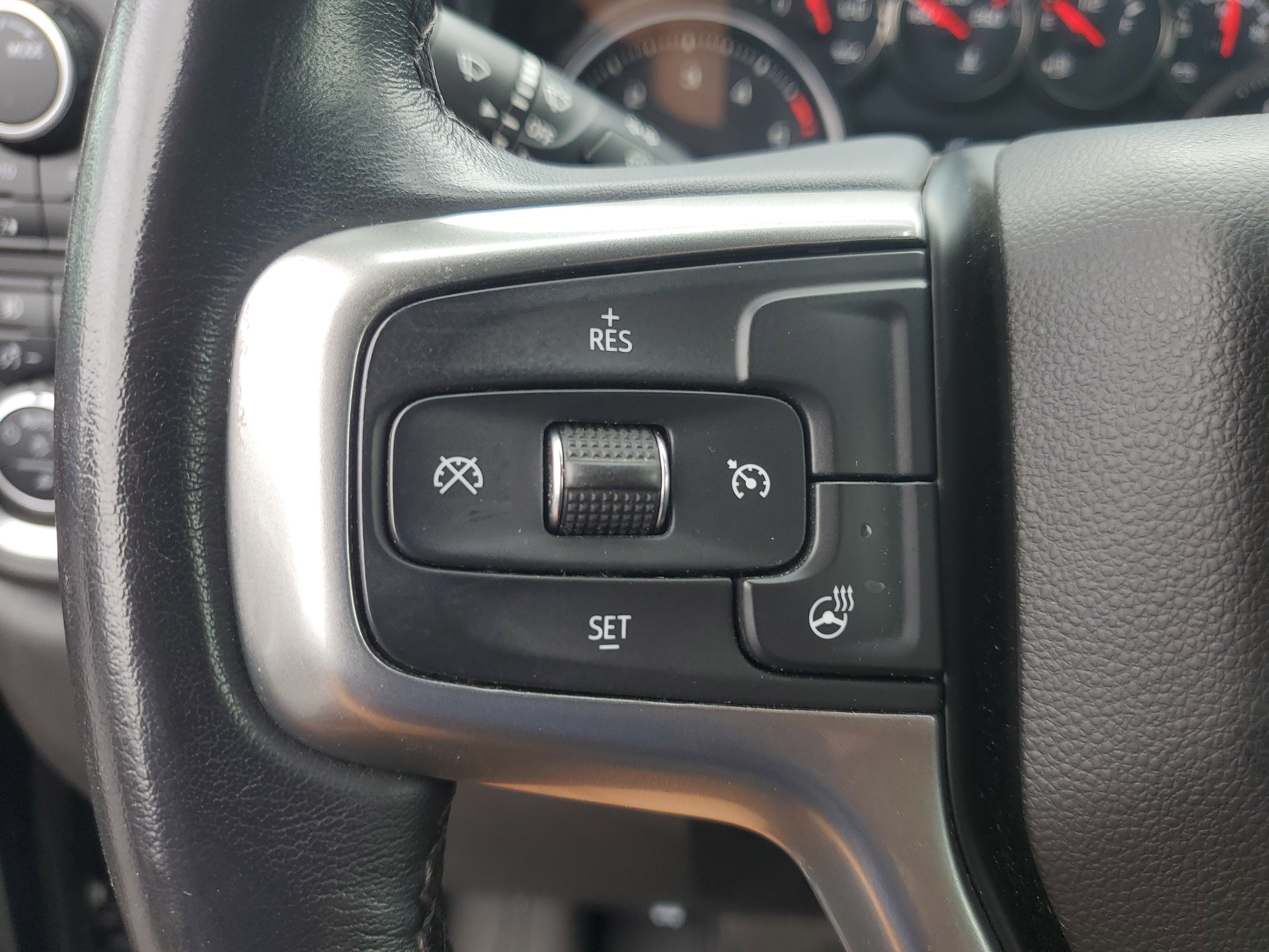 Used 2021 Chevrolet Silverado 2500 LTZ w/ LTZ Convenience Package AWD/4WD image 16