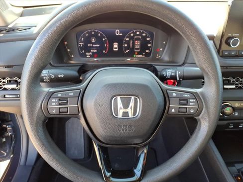 Used 2024 Honda Accord EX image 18