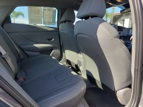Certified 2025 Hyundai Elantra Sport FWD image 24
