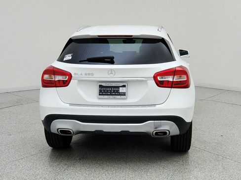Used 2020 Mercedes-Benz GLA 250 image 8