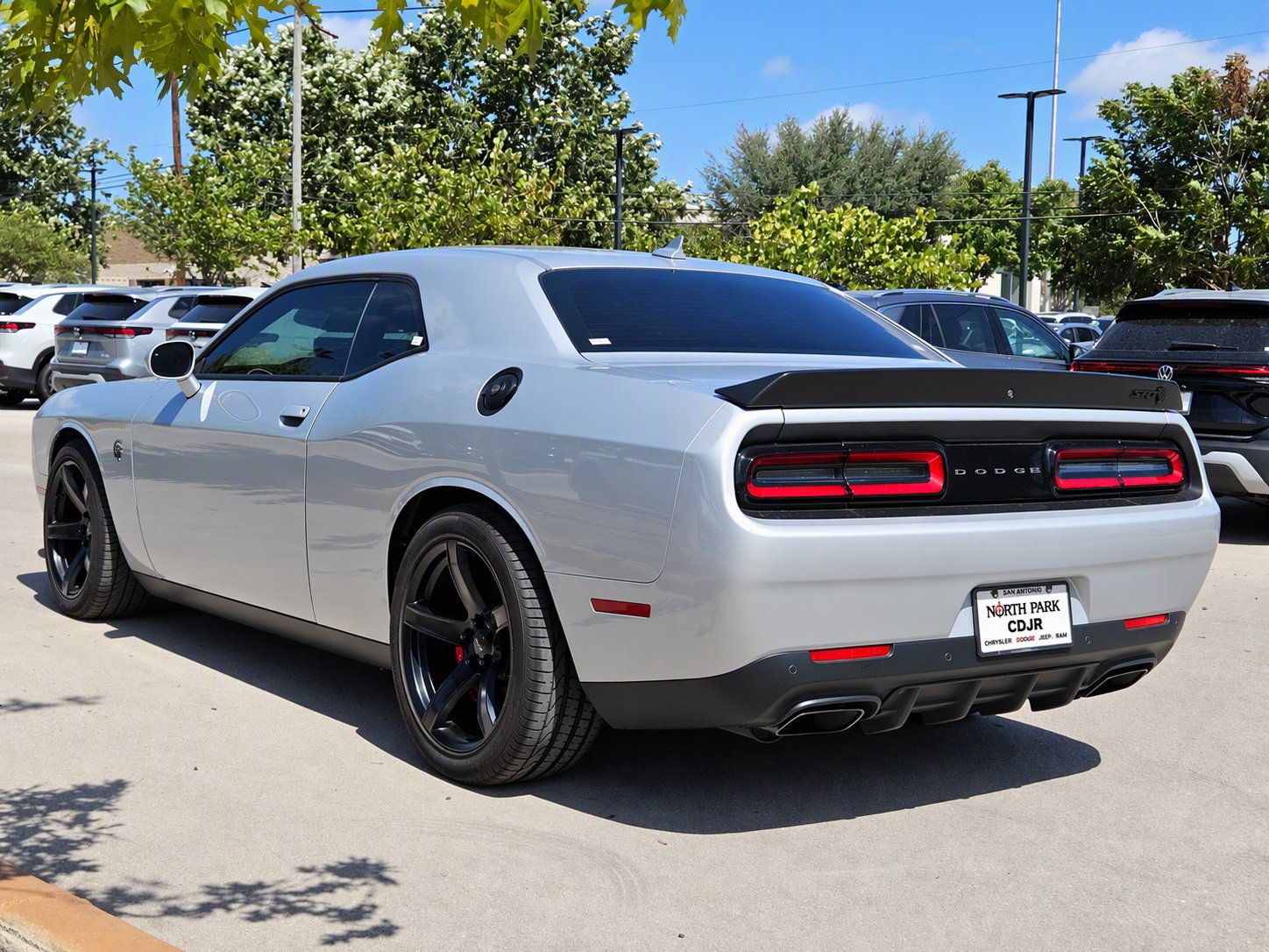 Used 2022 Dodge Challenger SRT Hellcat w/ Plus Package RWD image 5