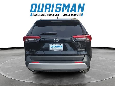 Used 2019 Toyota RAV4 Adventure image 5