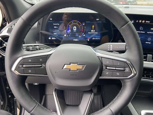 Used 2026 Chevrolet Equinox LT FWD image 31