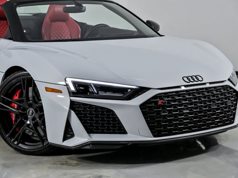 Used 2021 Audi R8 V10 performance image 3