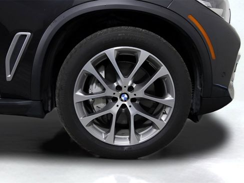 Used 2019 BMW X5 xDrive50i image 9